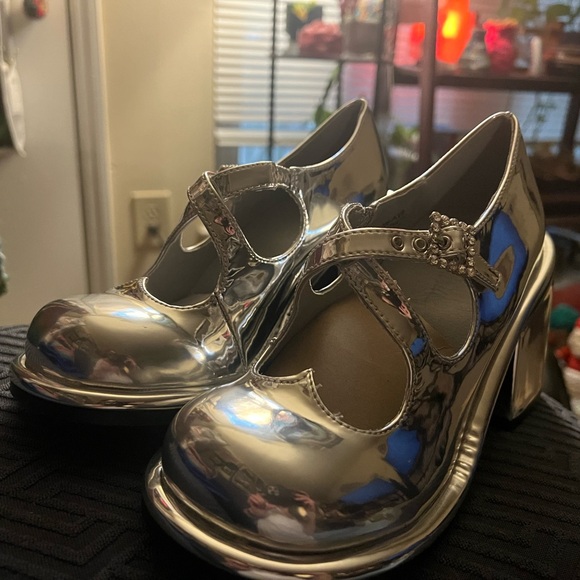 Sugar thrillz silver Mary Janes by dolls kill - Picture 3 of 5